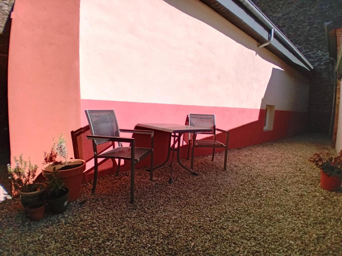 Appart Hotel Au Pied De Vigne Vresse-sur-Semois Eksteriør billede
